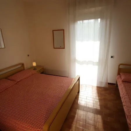 Lägenhet - 3 Bedrooms, 2 Bathrooms -